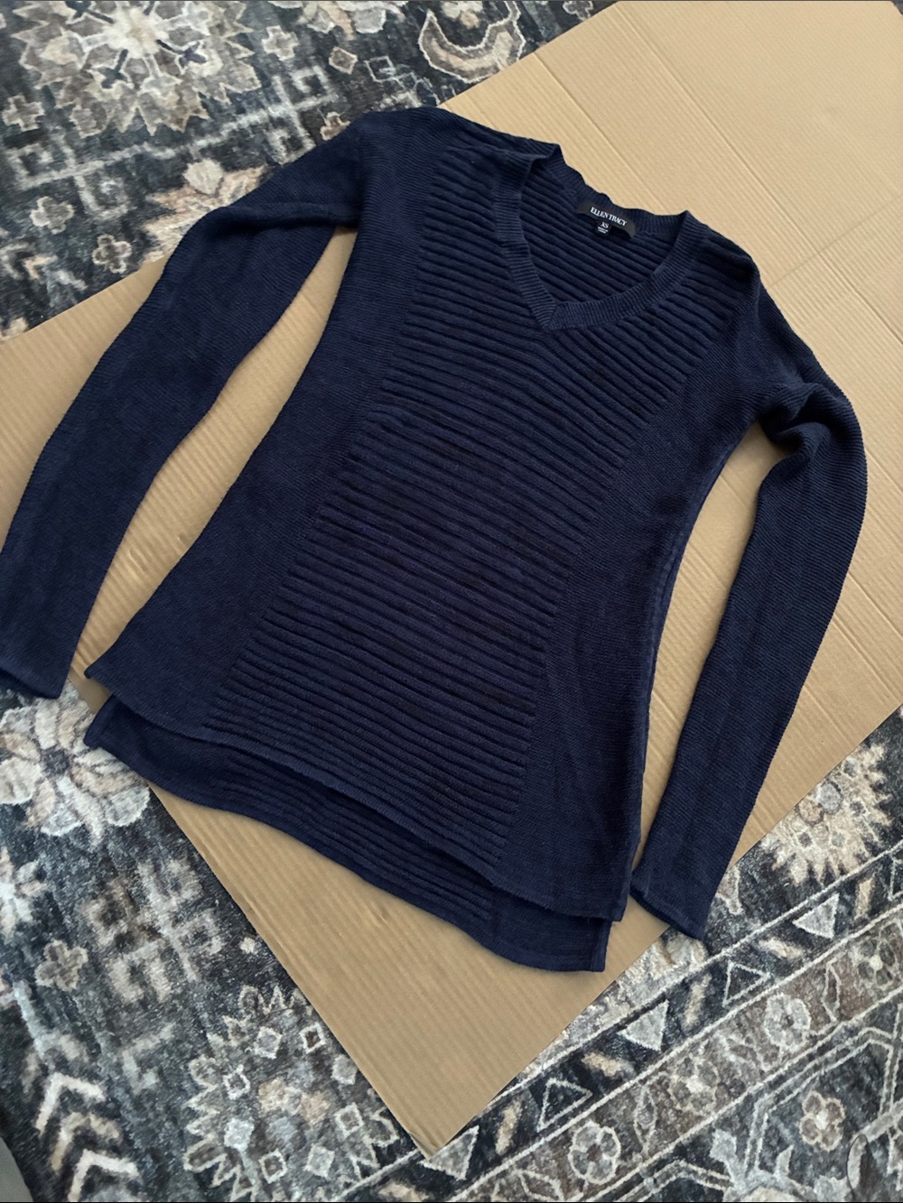 Ellen Tracy Dark Navy Ribbed V-Neck Sweater